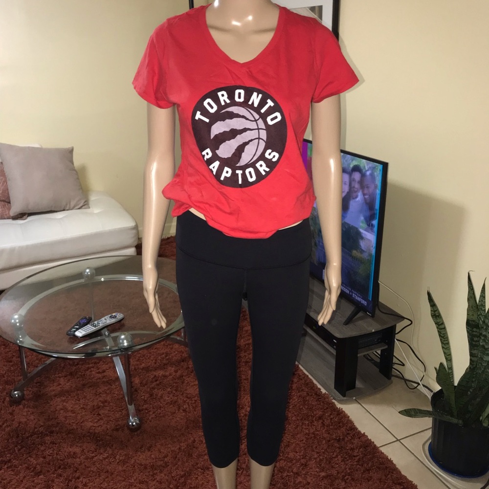 Lululemon black leggings. - Picture 3 of 7